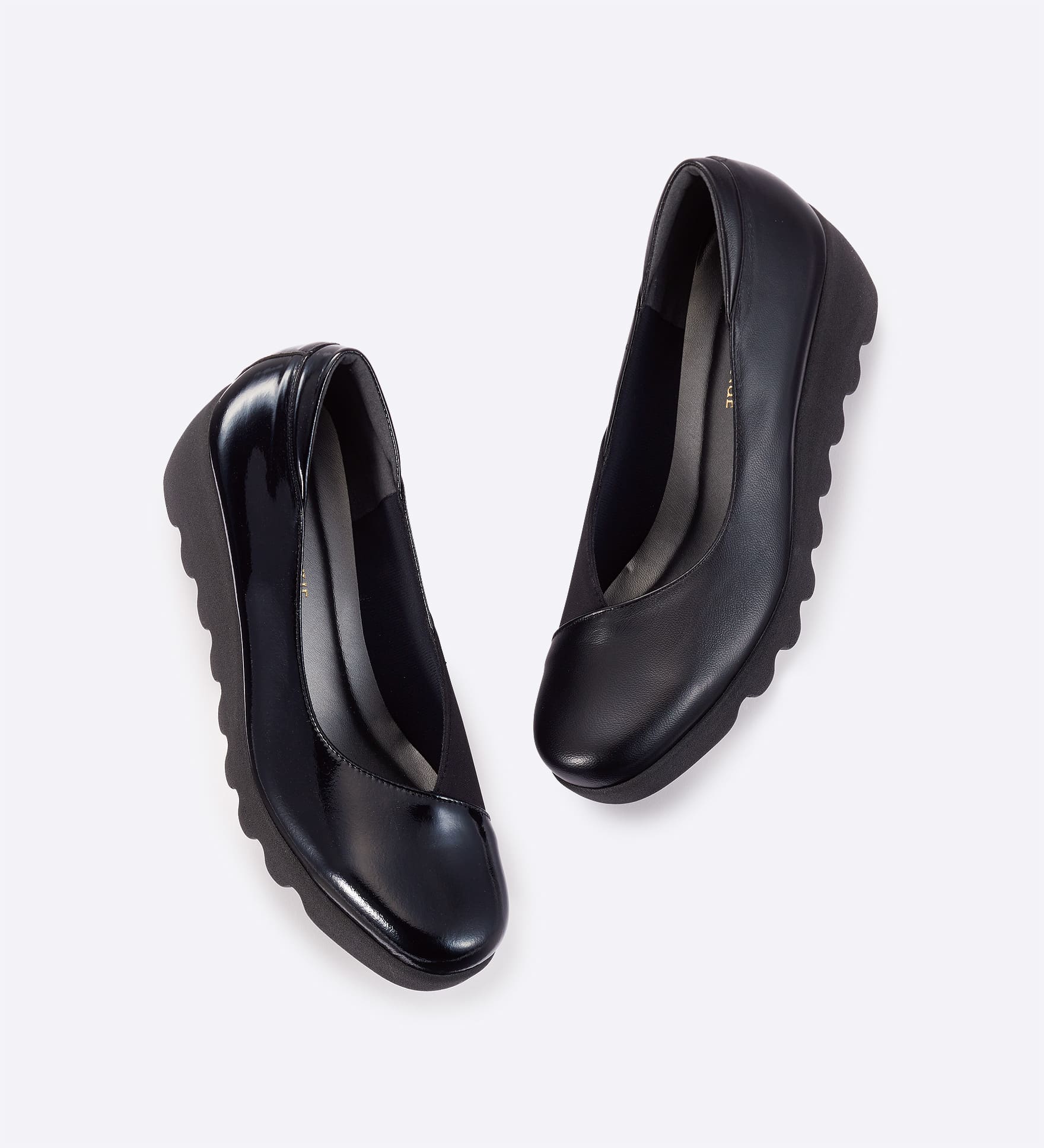 ヒルズアヴェニュー オンラインストア インサイドストレッチ ウェーブ