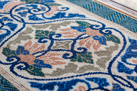 本家鍋島緞通 | 本家鍋島緞通 吉島伸一鍋島緞通株式会社