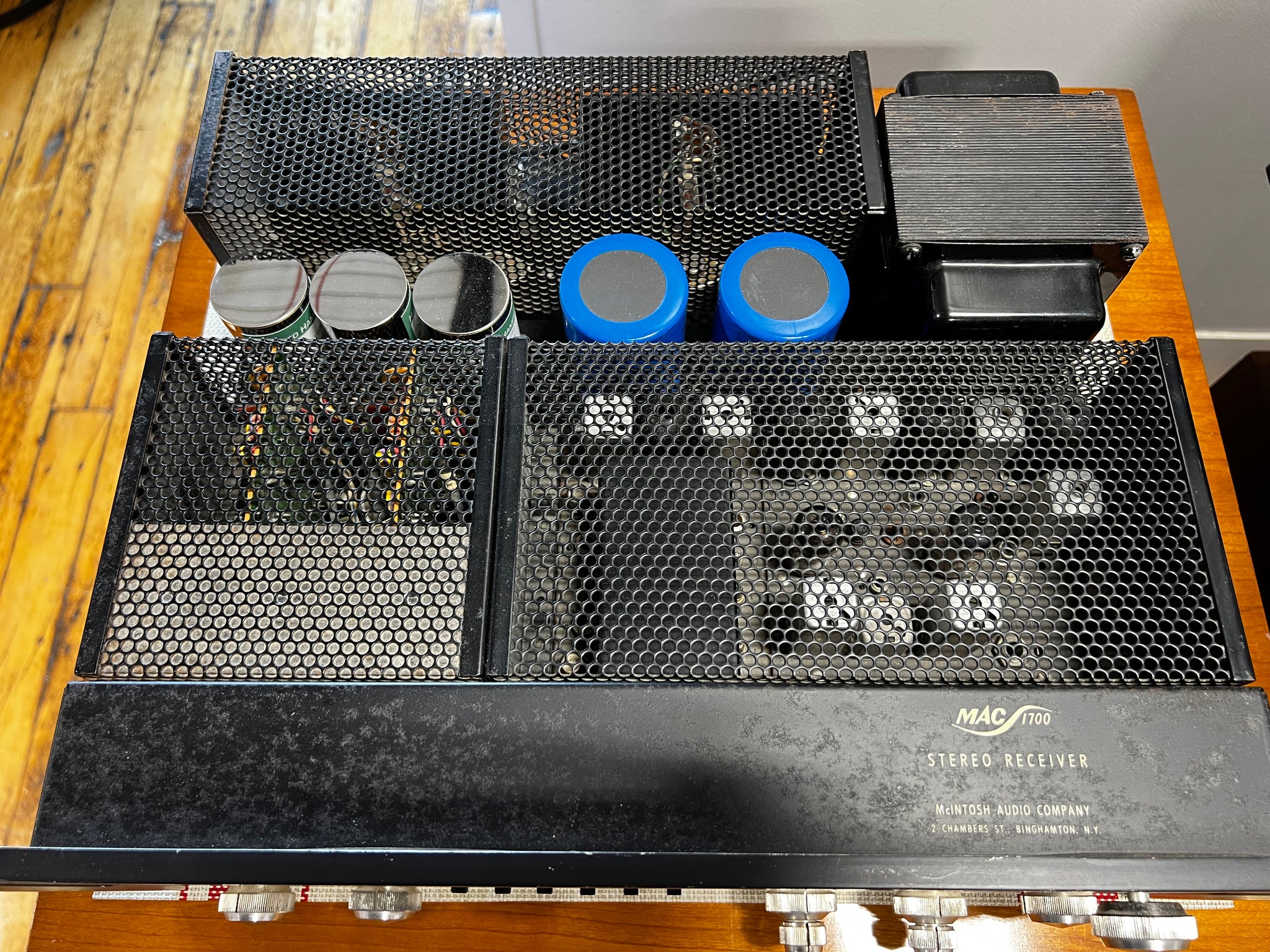 McIntosh MAC1700 Vintage Solid State Receiver - SOLD – Holt Hill Audio