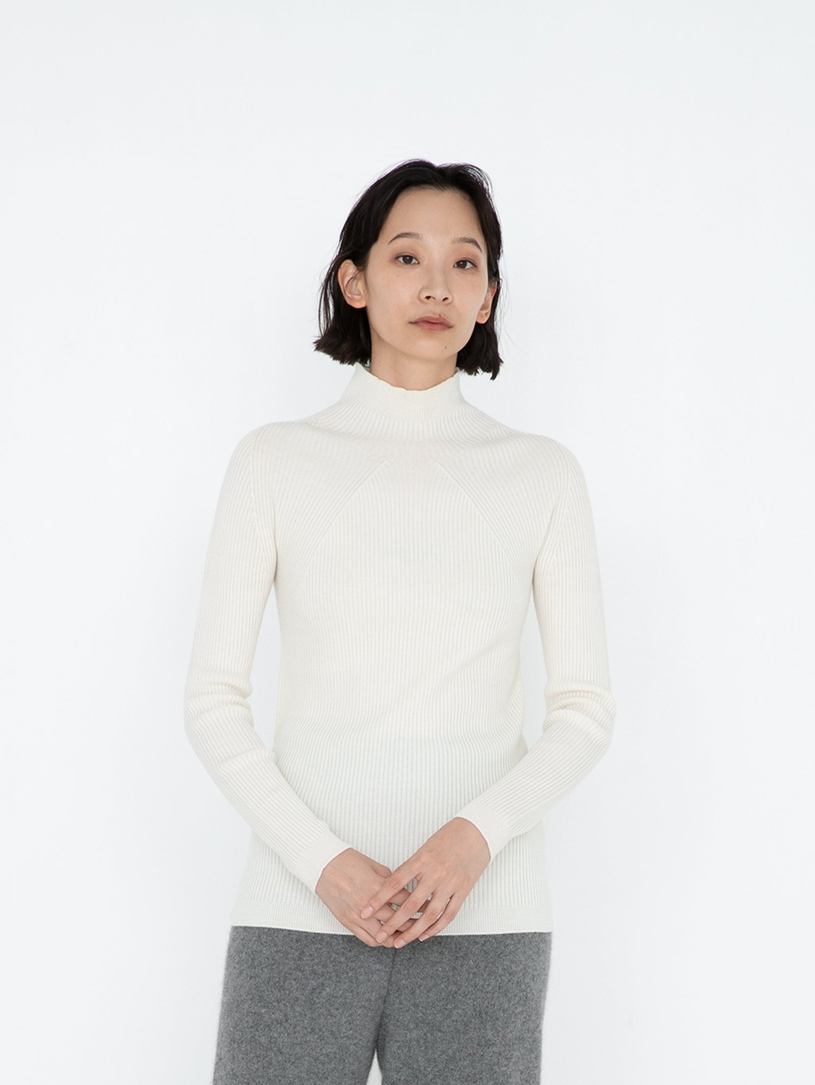 BATONER | エイジングウールリブネチャータートルネックニット – H+