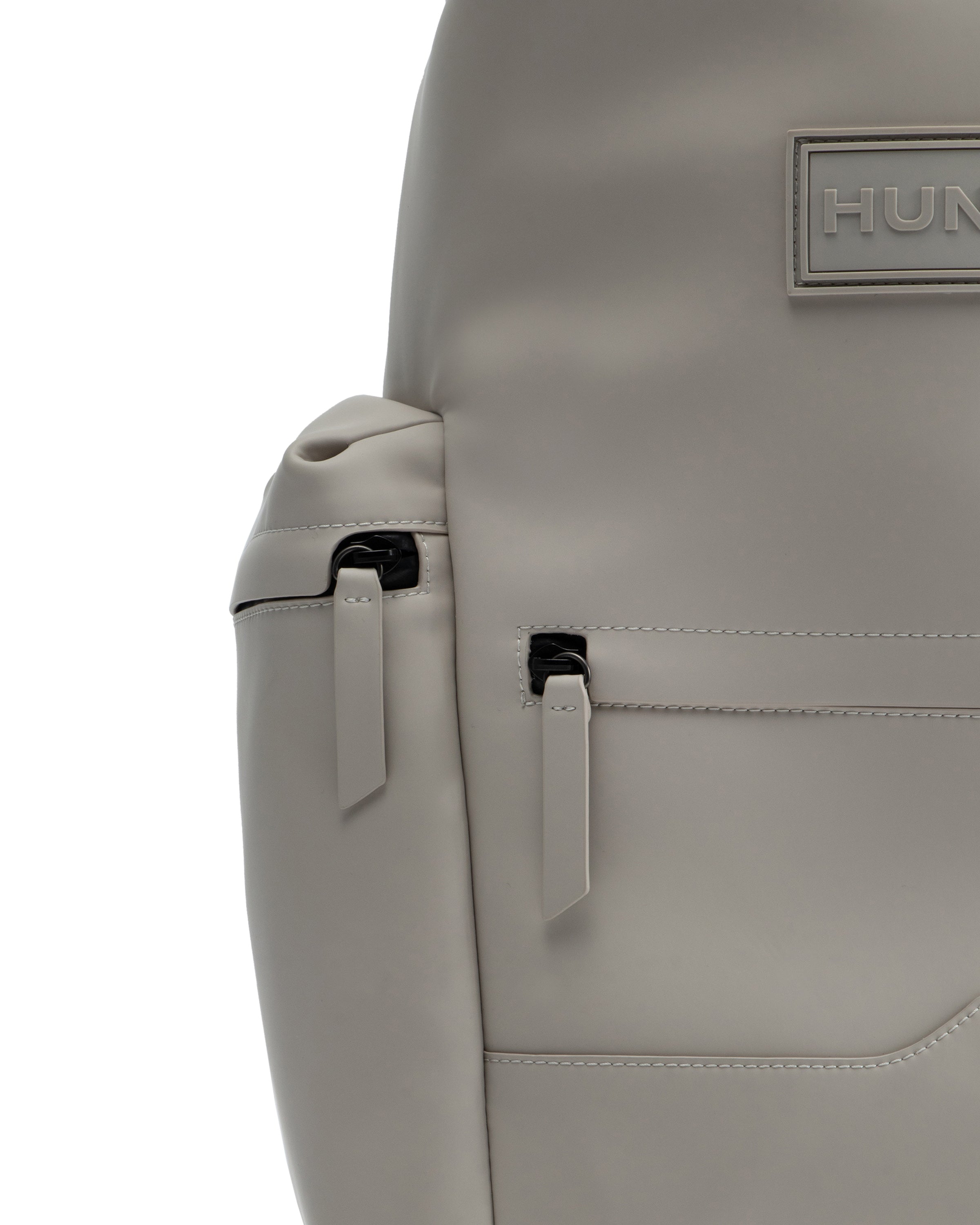 オリジナル ミディアム トップクリップ バックパック - ラバーレザー