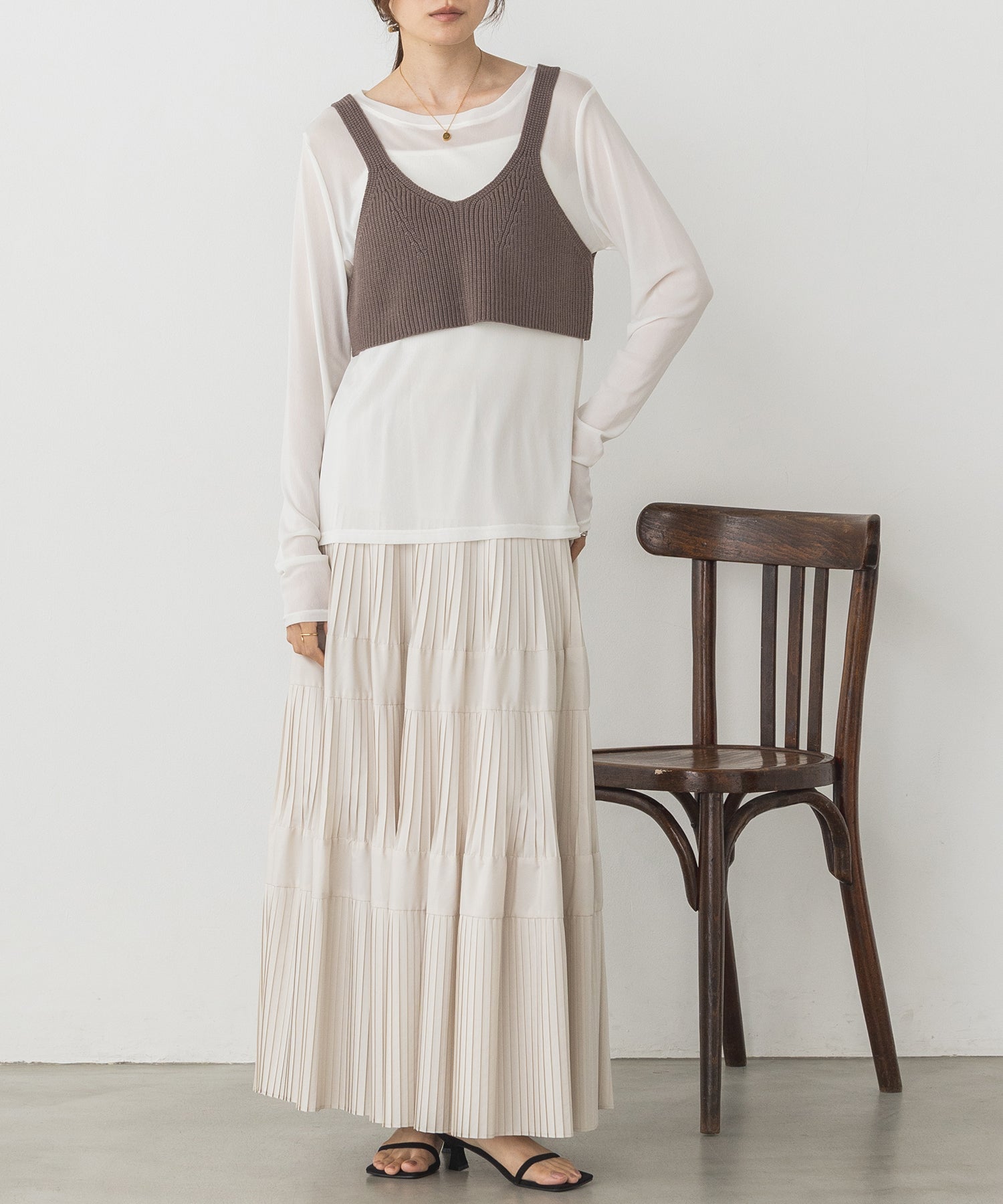 静電気防止】やわもちヤーン ニットビスチェ