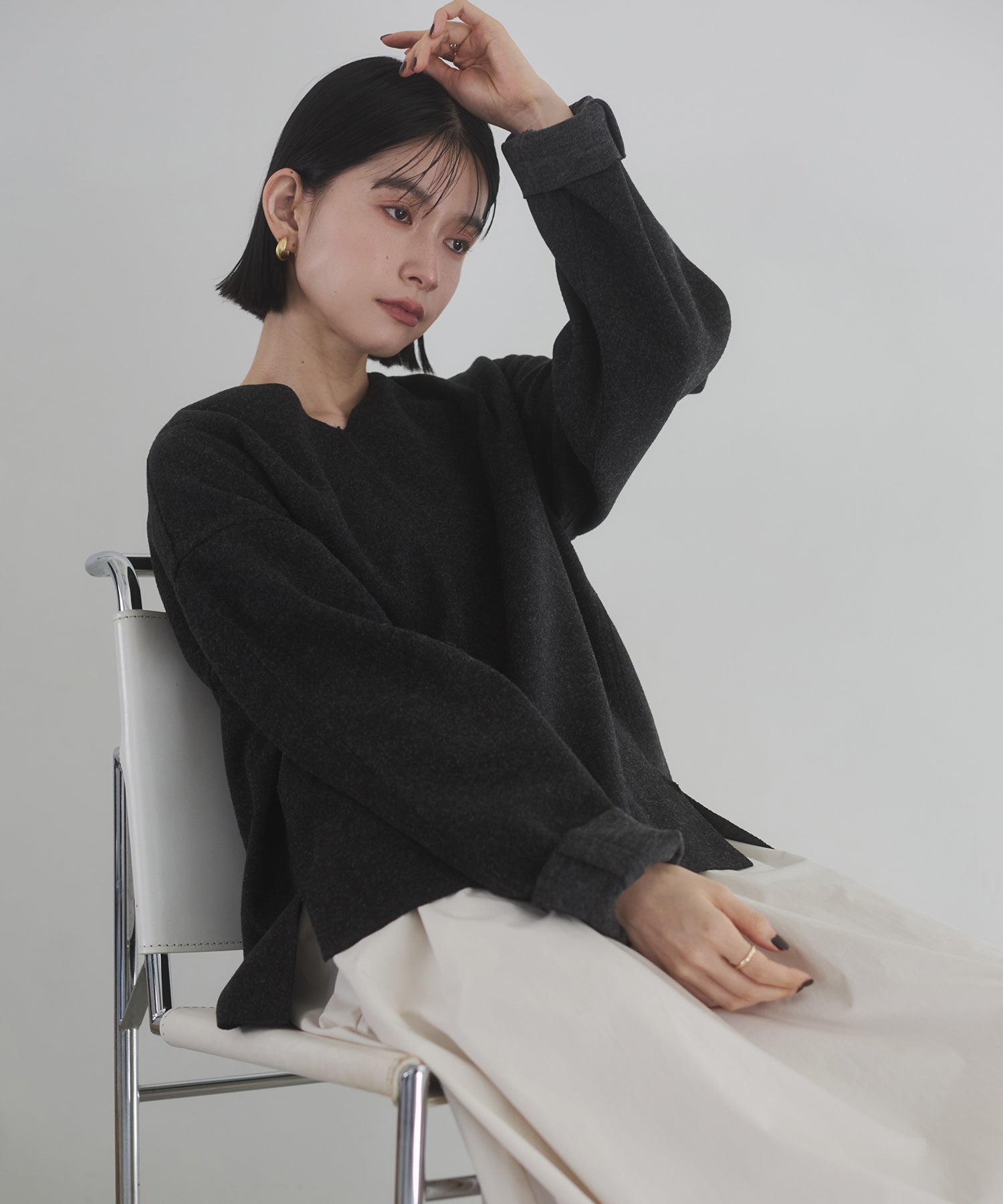 圧縮ニットソー Vネック コクーンニット