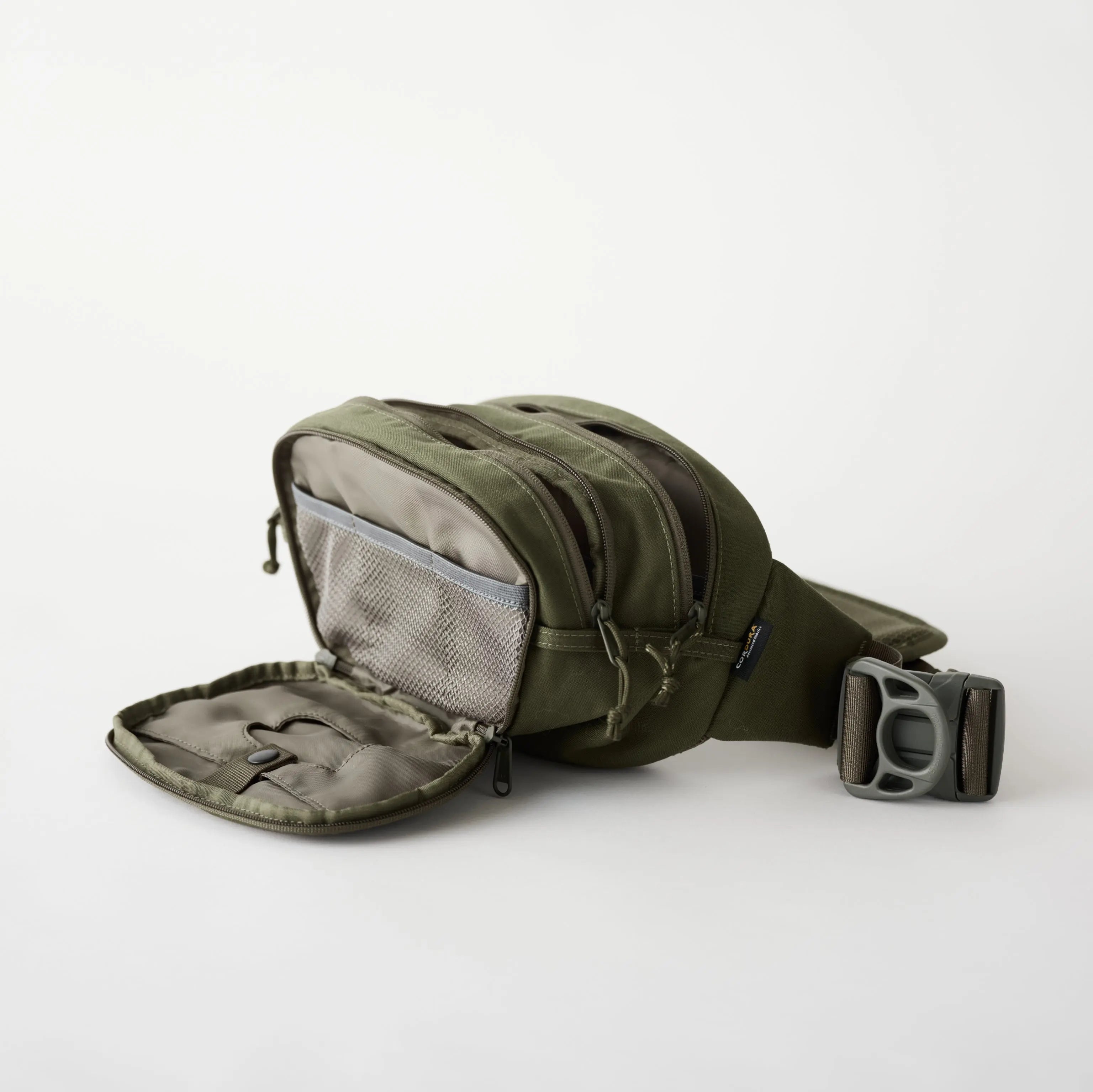 ヒップシート（カーキ）Hugoo®︎（ハグー）公式｜世界中のデザイン賞