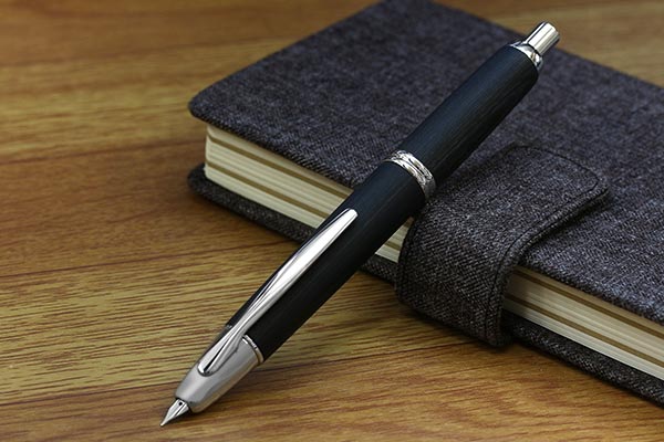 パイロット(PILOT) 万年筆キャップレス木軸 ブラック FC-25SK-B 万年筆