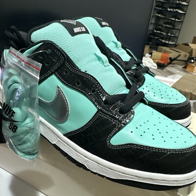Size 12 - Nike SB Dunk Low Pro x Diamond Supply Co. 'Tiffany' - DS