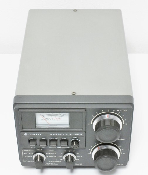 TRIO KENWOOD AT-230 HF Antenna Tuner 1.8MHz-29.7MHz 200W Working