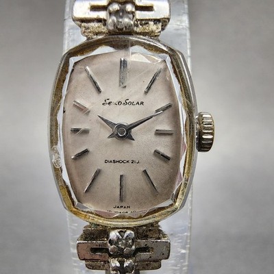 Seiko Solar Watch Women 15mm Silver Dial Silver Tone Manual 10