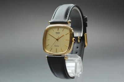 Vintage 1982 N MINT Seiko Dolce 5931-5400 Gold Square Quartz Mens