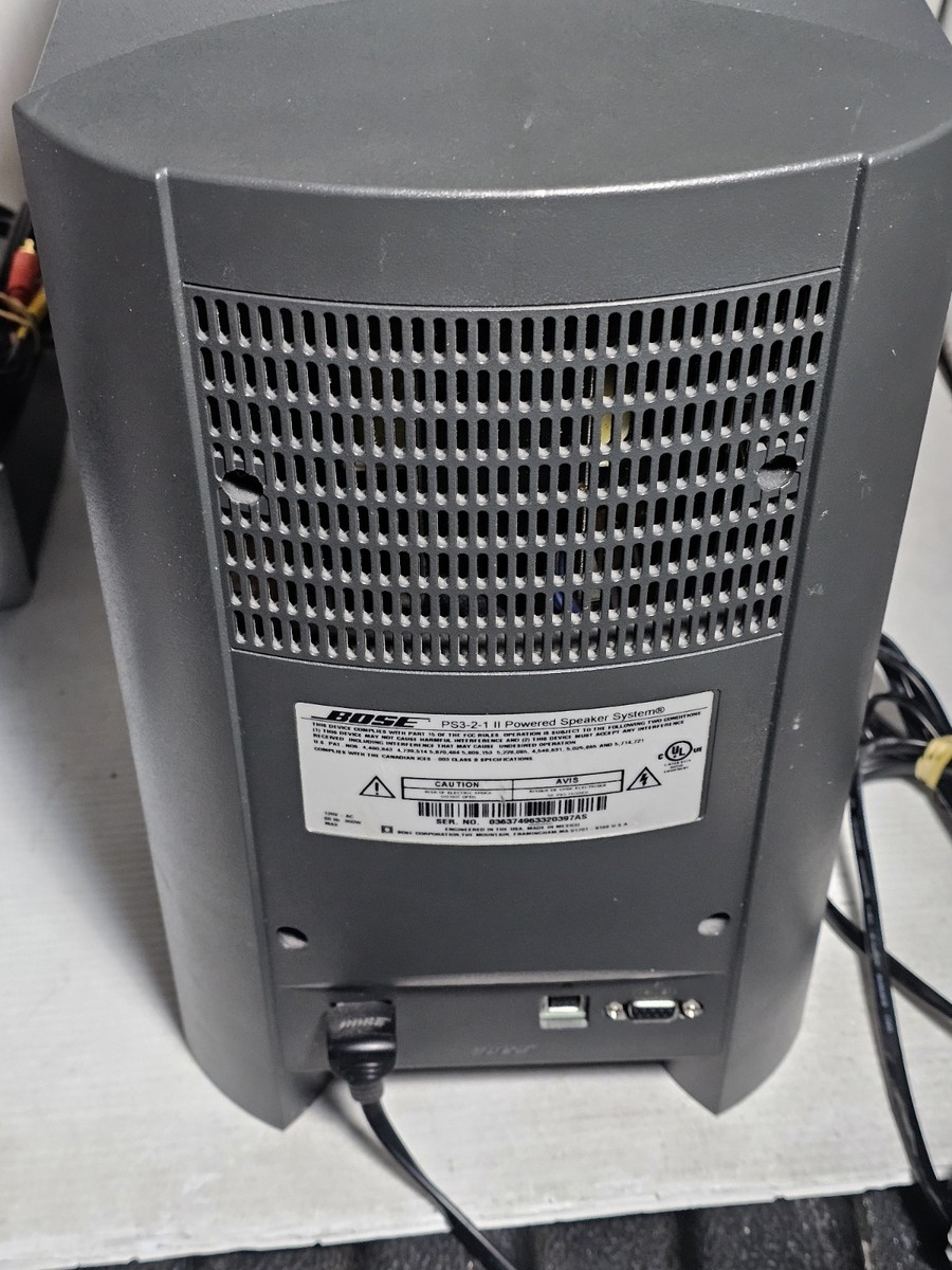 BOSE AV3-2-1 II Media Center w/ PS3-2-1 II Powered Speaker System