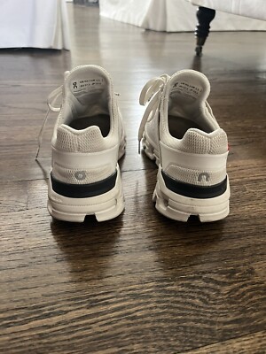 On Cloud 5 Womens 6.5 Shoes White Running Walking Gym Cushion