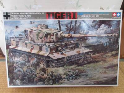 Tamiya 1/25 German Army Heavy Tank Tiger I Type Remote Tank N