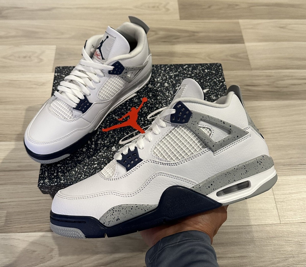 Air Jordan 4 Retro Midnight Navy - Size 9.5 - DH6927-140 **Brand