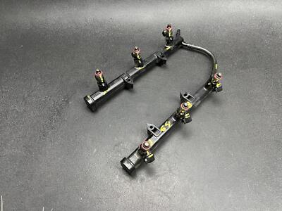2018-2023 Jeep Grand Cherokee Fuel Injection Rail w Injectors