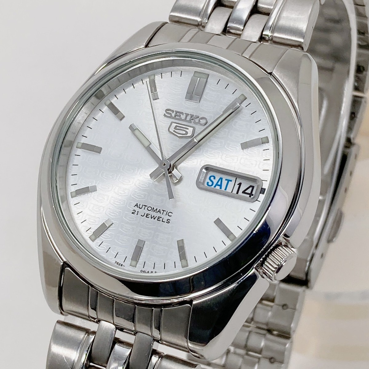 SEIKO 5 Automatic Silver tone 21 Jewels Day Date Mens Watch 7S26