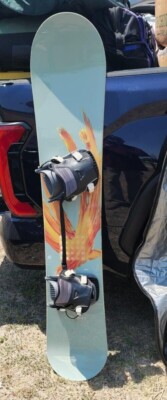 Burton Tip to Tail Wood Core Superfly 2 Snow Board with Shoes and