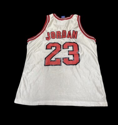 Vintage 90's Chicago Bulls Michael Jordan Champion White Jersey
