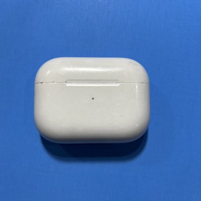 Apple AirPods Pro 2nd Generation Lightning Charging Case Model