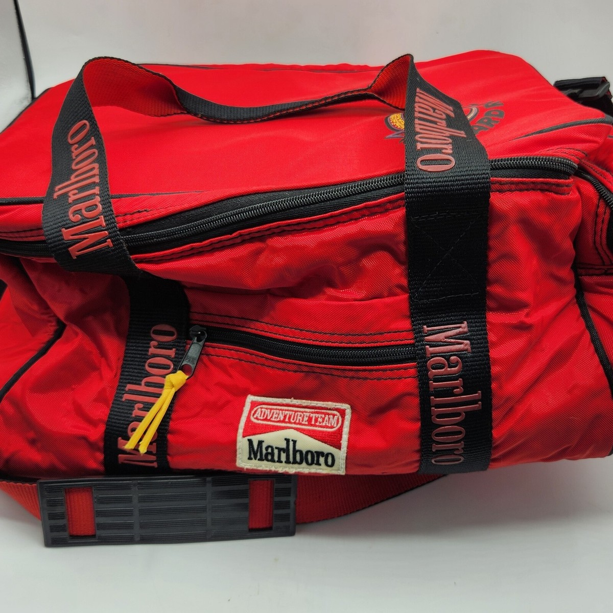 Vintage Marlboro Adventure Team Lizard Rock Insulated COOLER