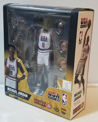 Authentic Medicom Toy Mafex No.132 Michael Jordan (1992 Team USA
