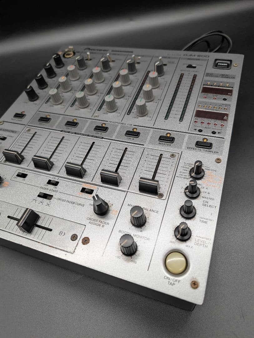 Used Pioneer DJM-600 Mixer 4-channel effects mixer 100VAC from