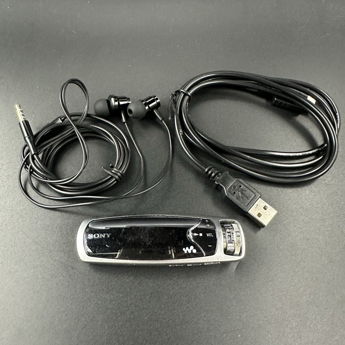 Sony NW-S605F Walkman Portable Audio Player 2GB Black Tested