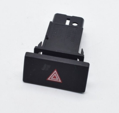 84332-60330 Toyota Switch assy, hazard warning signal 8433260330