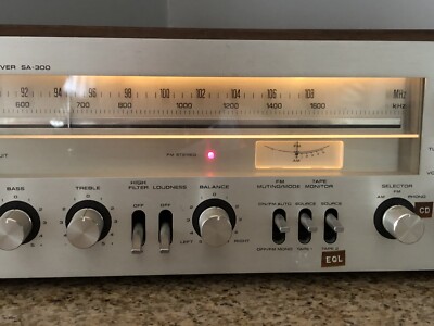 Vintage Technics SA-300 Stereo Receiver AM FM Tuner Japan Tested