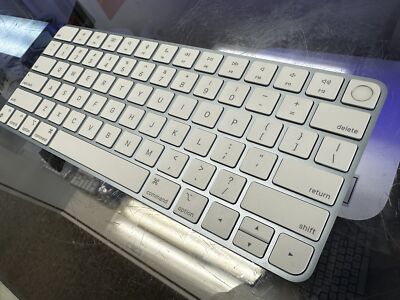 NEW Genuine Apple magic keyboard with Touch ID Blue A2449 w/Cable