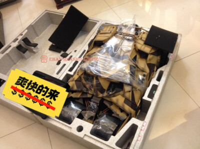 1/6 Hot Toys MMS184 The Dark Knight Rises Tumbler Batman Bane