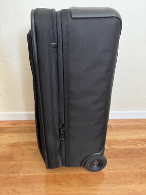 Tumi Alpha 2 Expandable 2 Wheeled International Carry On Luggage