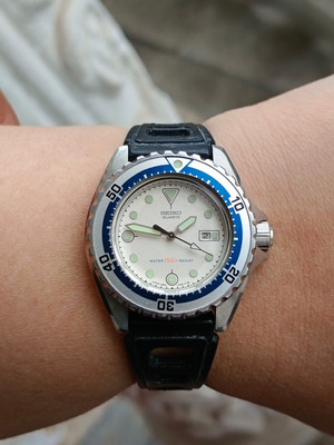 Vintage Seiko 2625-0170 Diver 150M Quartz White Dial Japan Men's