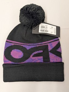 Oakley Ellipse Beanie | eBay
