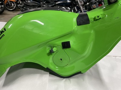 2022-2024 Kawasaki Ninja ZX10R- ZX-10 OEM Gas Fuel Tank | eBay