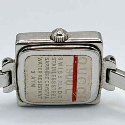 GUCCI 1900L Watch Square Quartz Women's White Dial Silver Vintage
