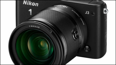 連続で22コマの撮影が可能な同クラス世界最小クラスのミラーレス一眼