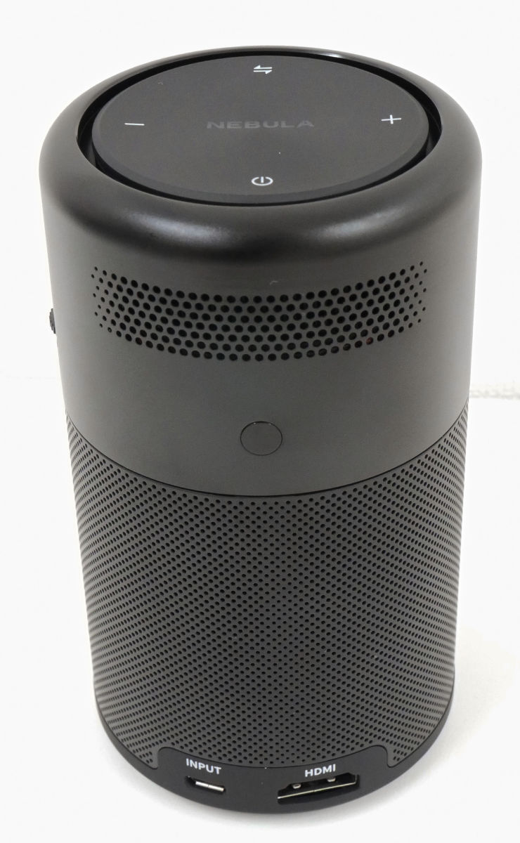 350ml缶サイズで持ち運び便利なAnkerのモバイルプロジェクター「Nebula