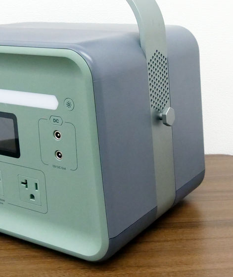 10万円以下の世界初固体電池ポータブルバッテリー「YOSHINO B600 SST