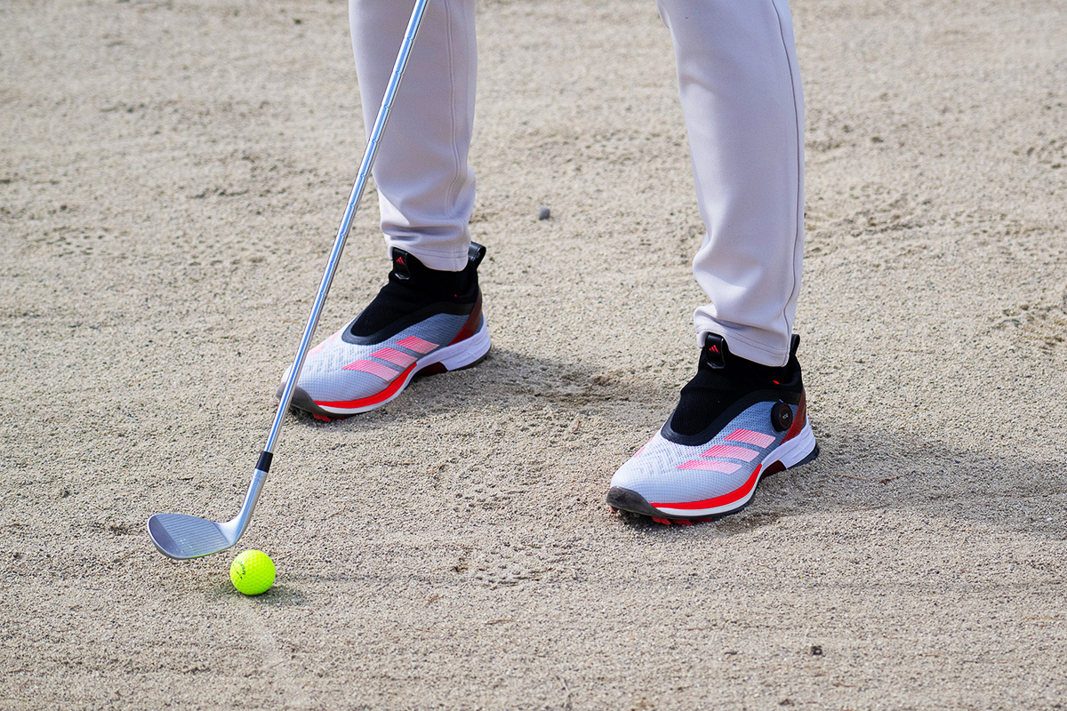 なんなんだこの足にフィットする一体感はっ！アディダス「アディゼロ