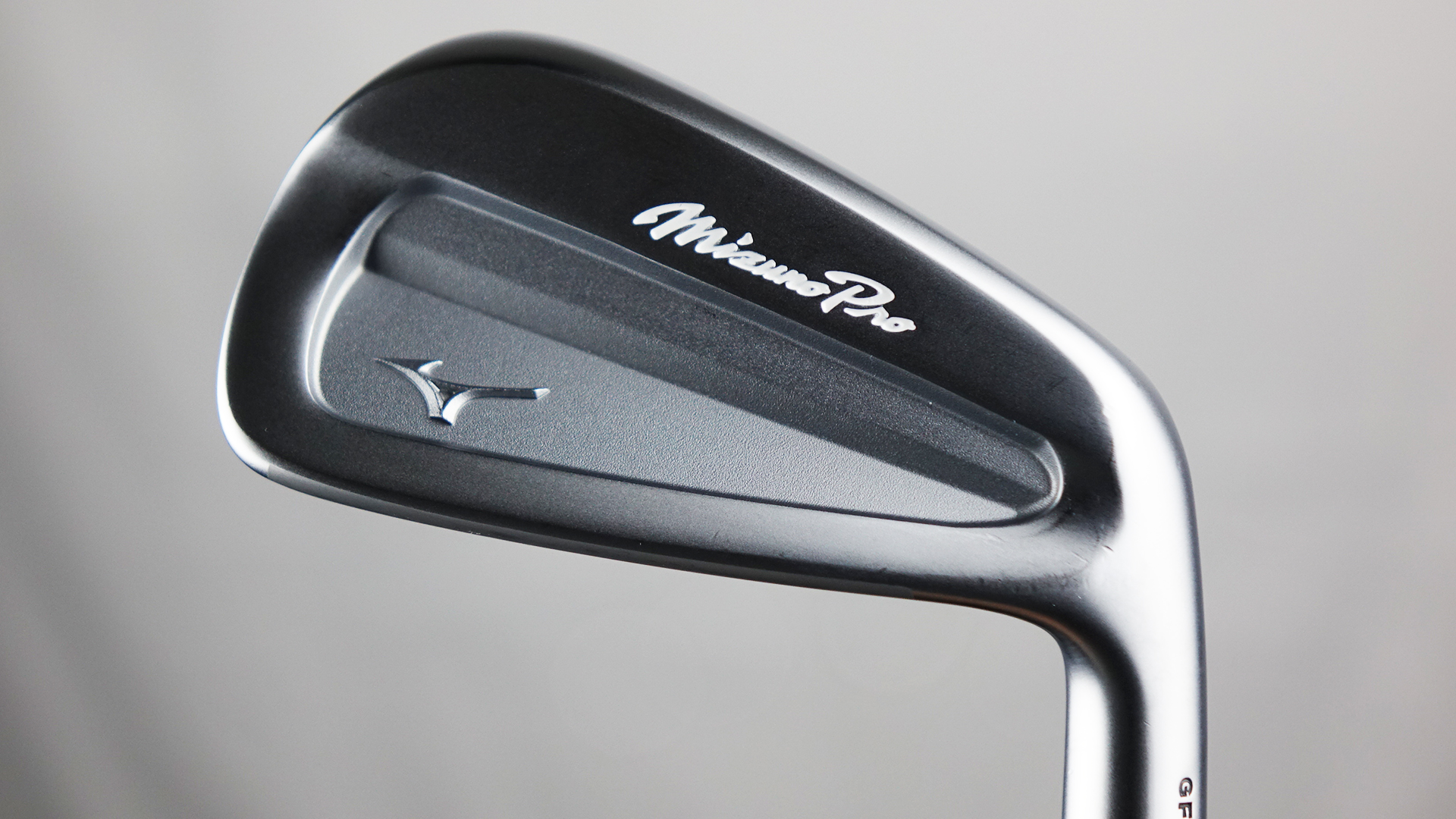 ミズノプロ S-3 アイアンを西川みさとが試打「キレイの“黄金比”ミズノ