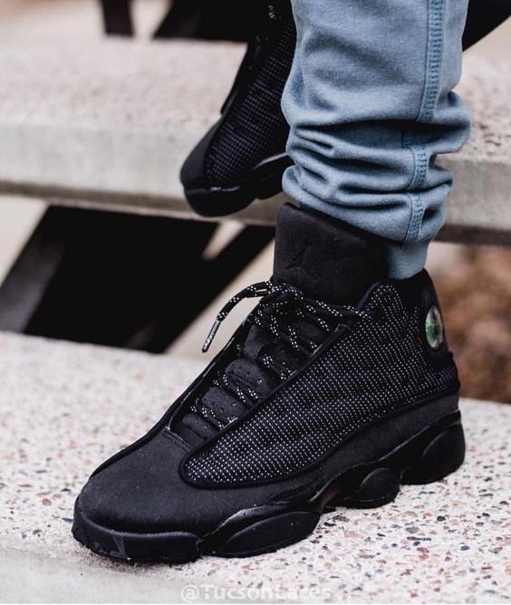 AIR JORDAN 13 RETRO 'BLACK CAT'