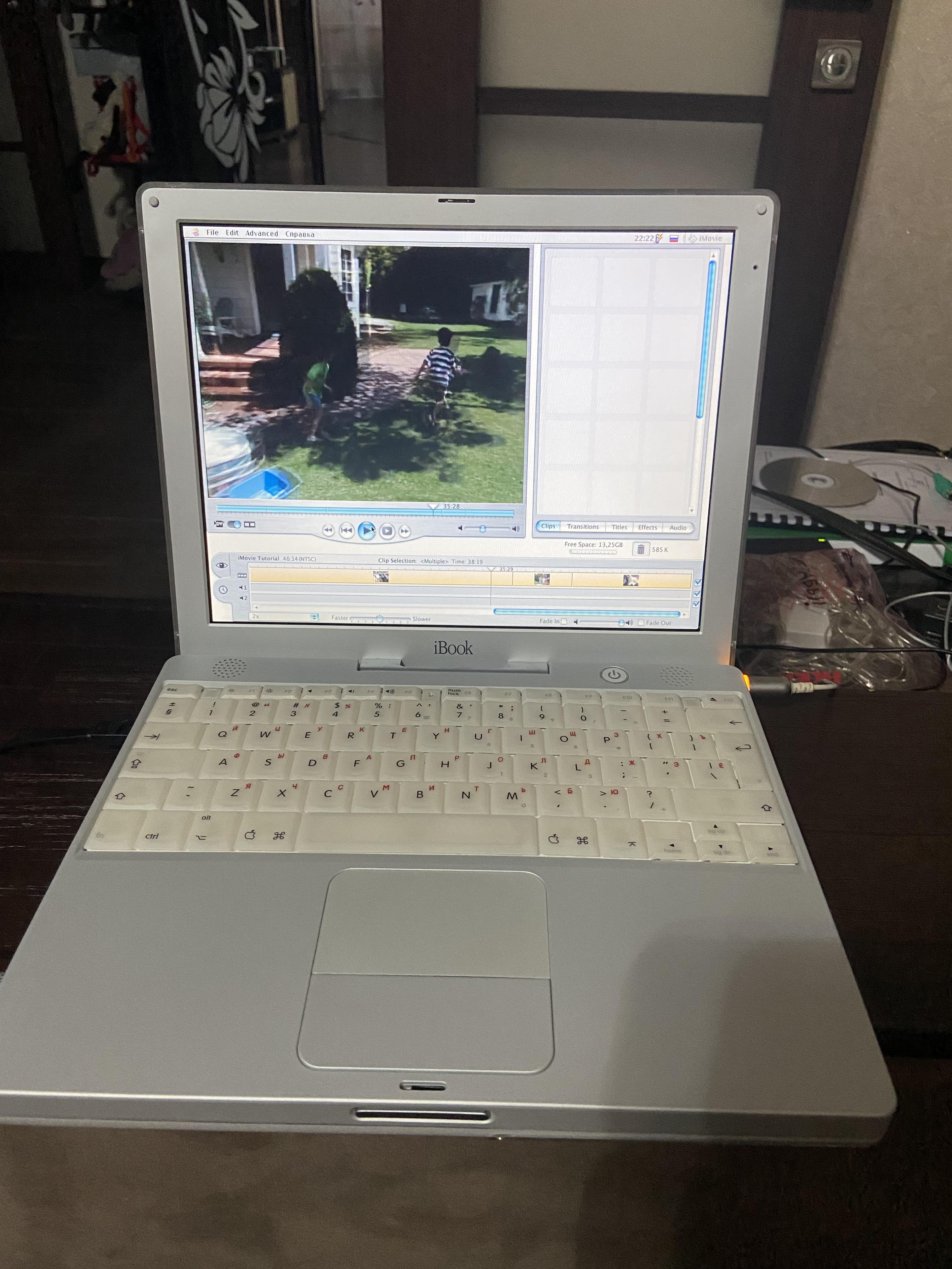 やっと初めてのMacを手に入れたよ（iBook G3 Dual USB - Late 2001