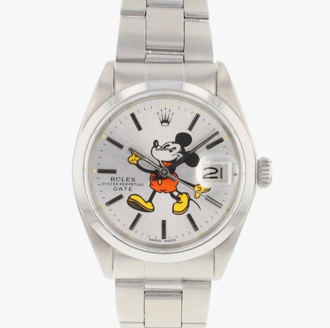 ミッキーの文字盤って、ロレックスの純正？それともカスタム？知ってる
