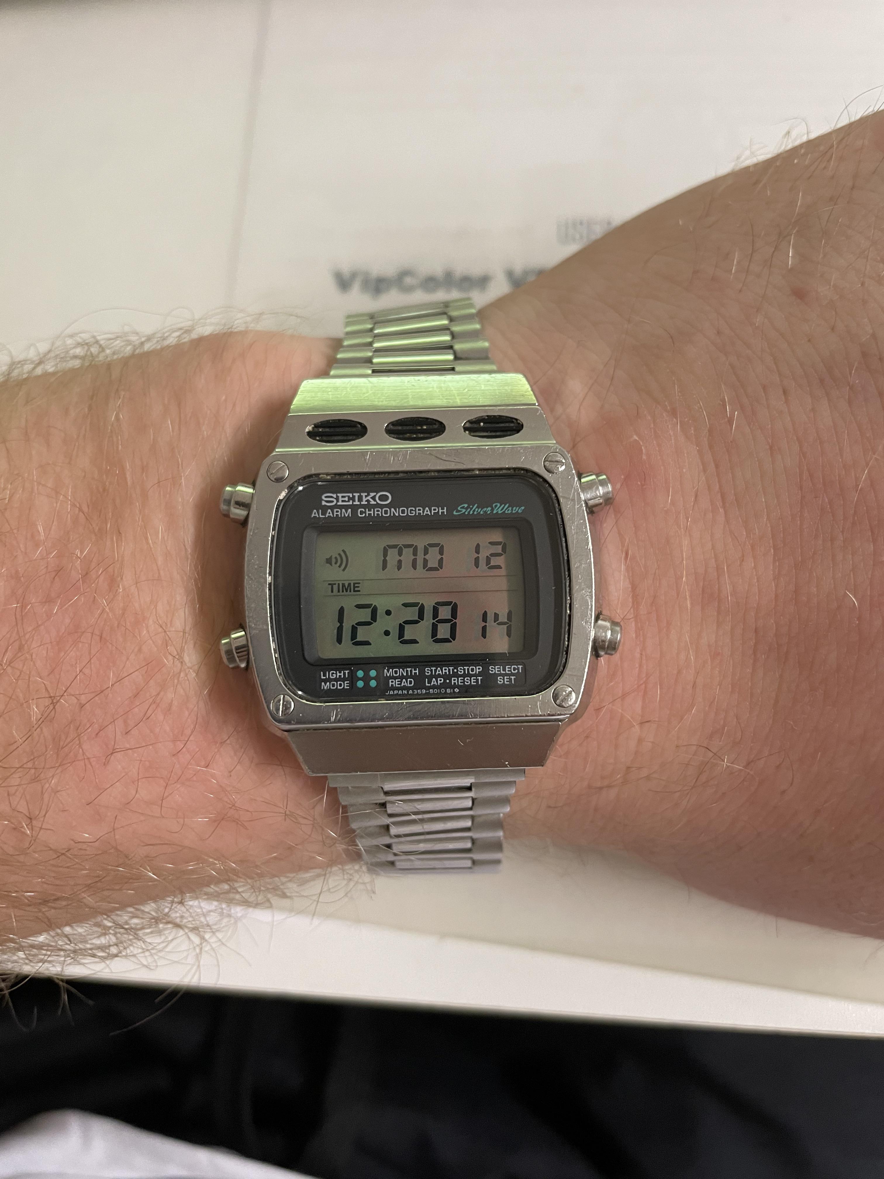 セイコー] 2ヶ月前に亡くなった祖父からセイコーA359-5020をもらったん