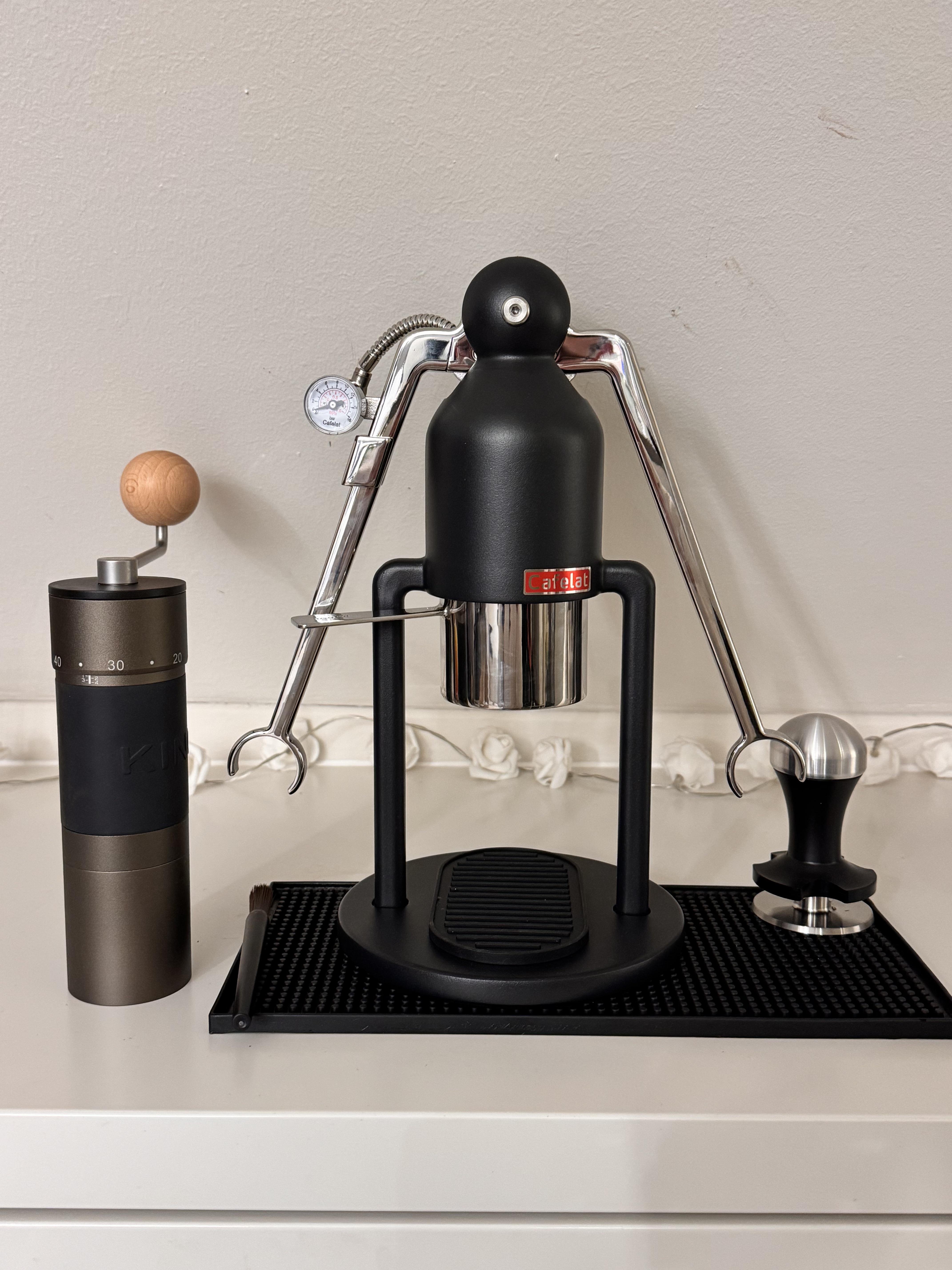 Cafelat Robot arrived : r/espresso