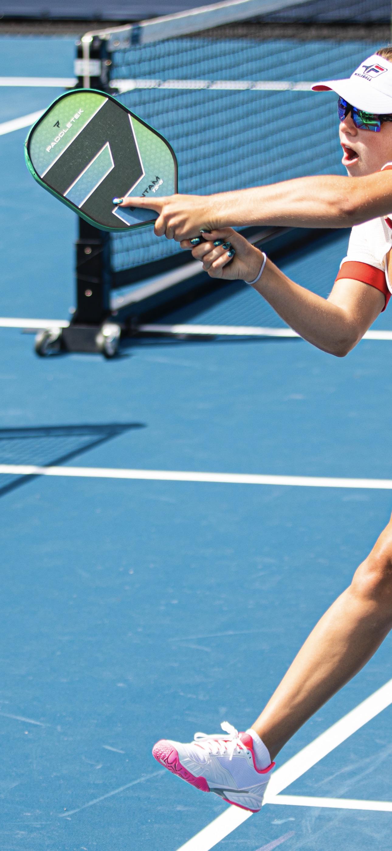 アナ・リー・ウォーターの実際のパドル vs 市販のALW-Cパドル : r