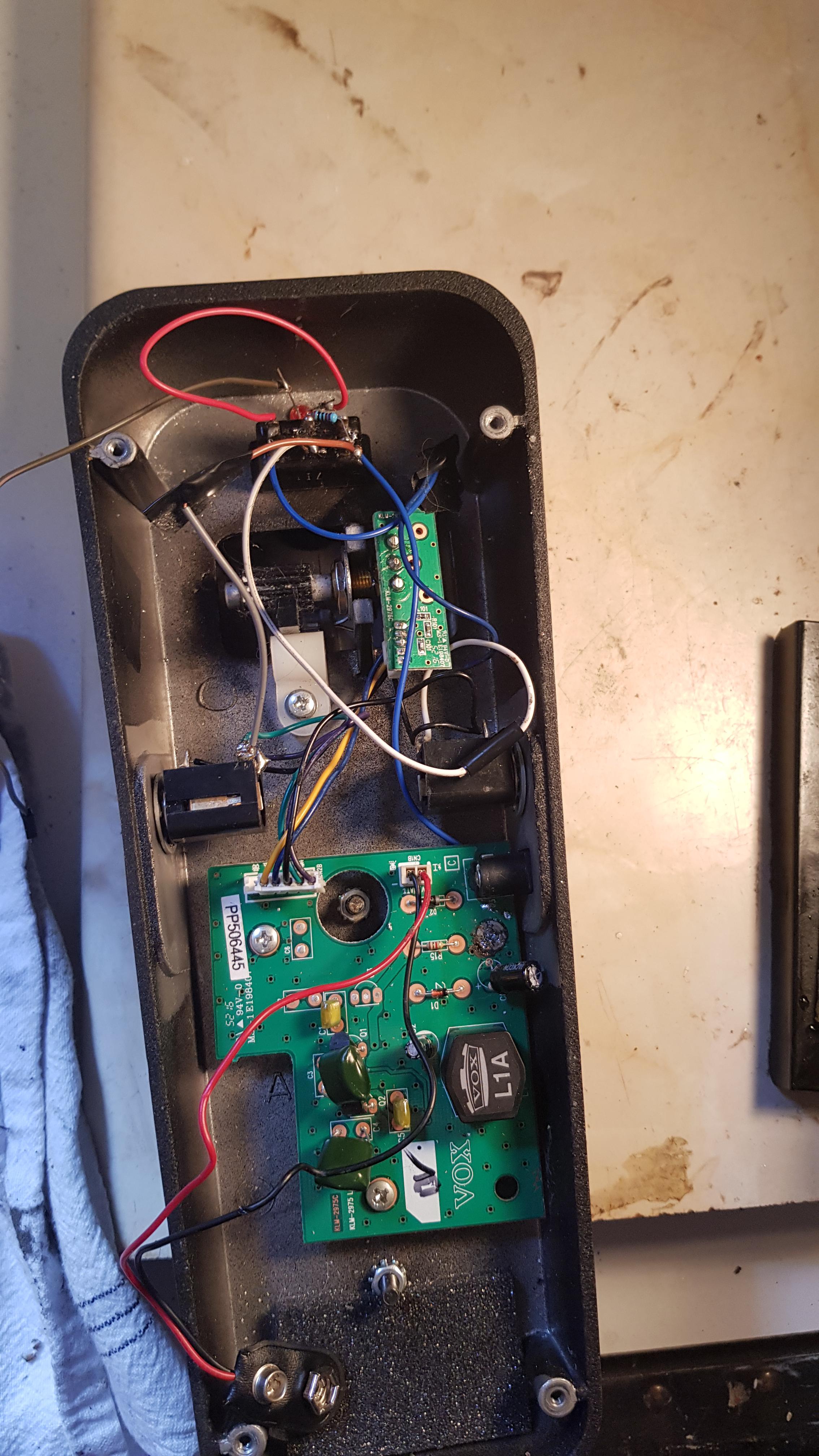 再)Vox V845をトゥルーバイパスにするために改造する。 : r/guitarpedals