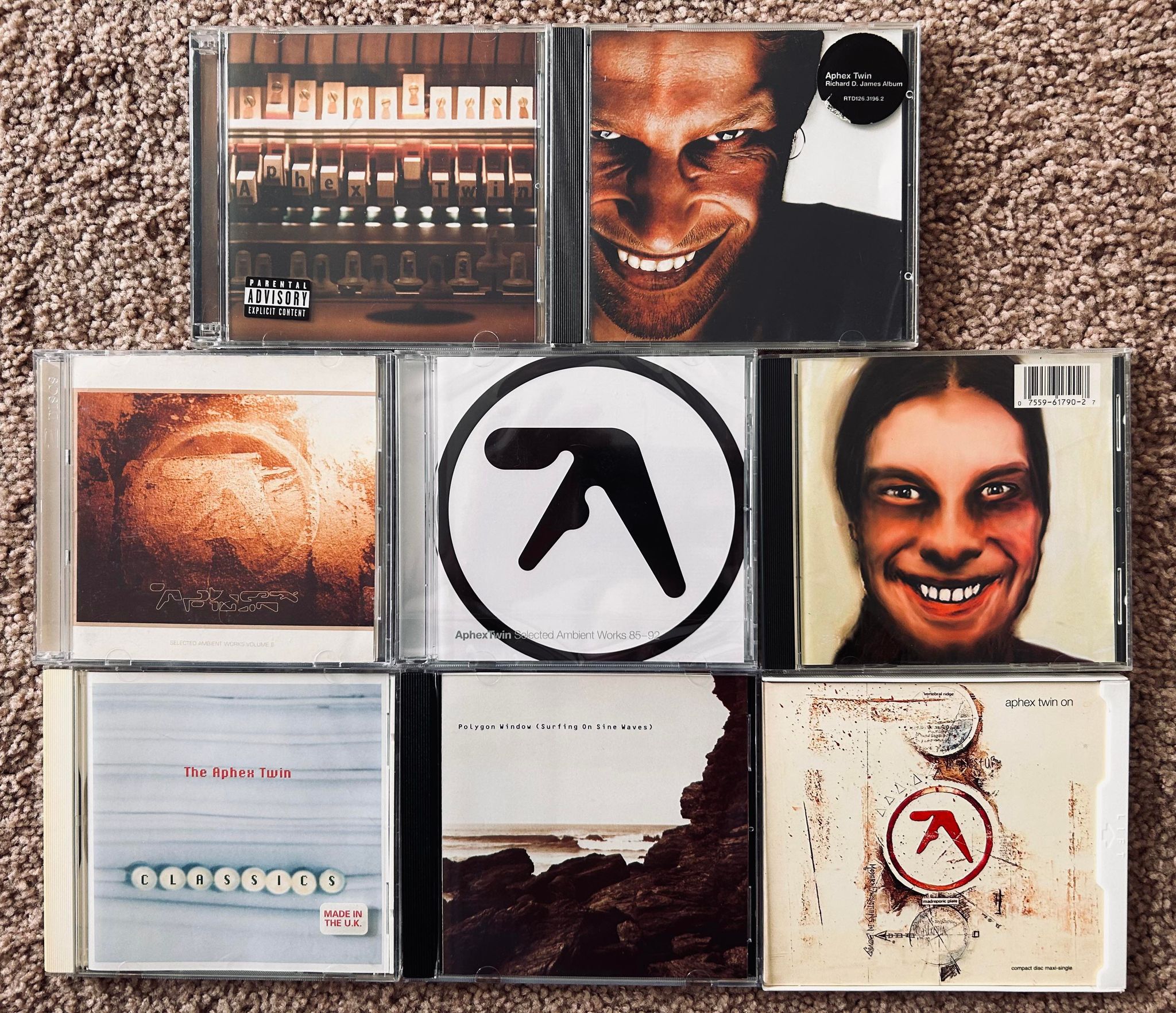 俺の Aphex Twin 7 CD コレクション！ : r/aphextwin