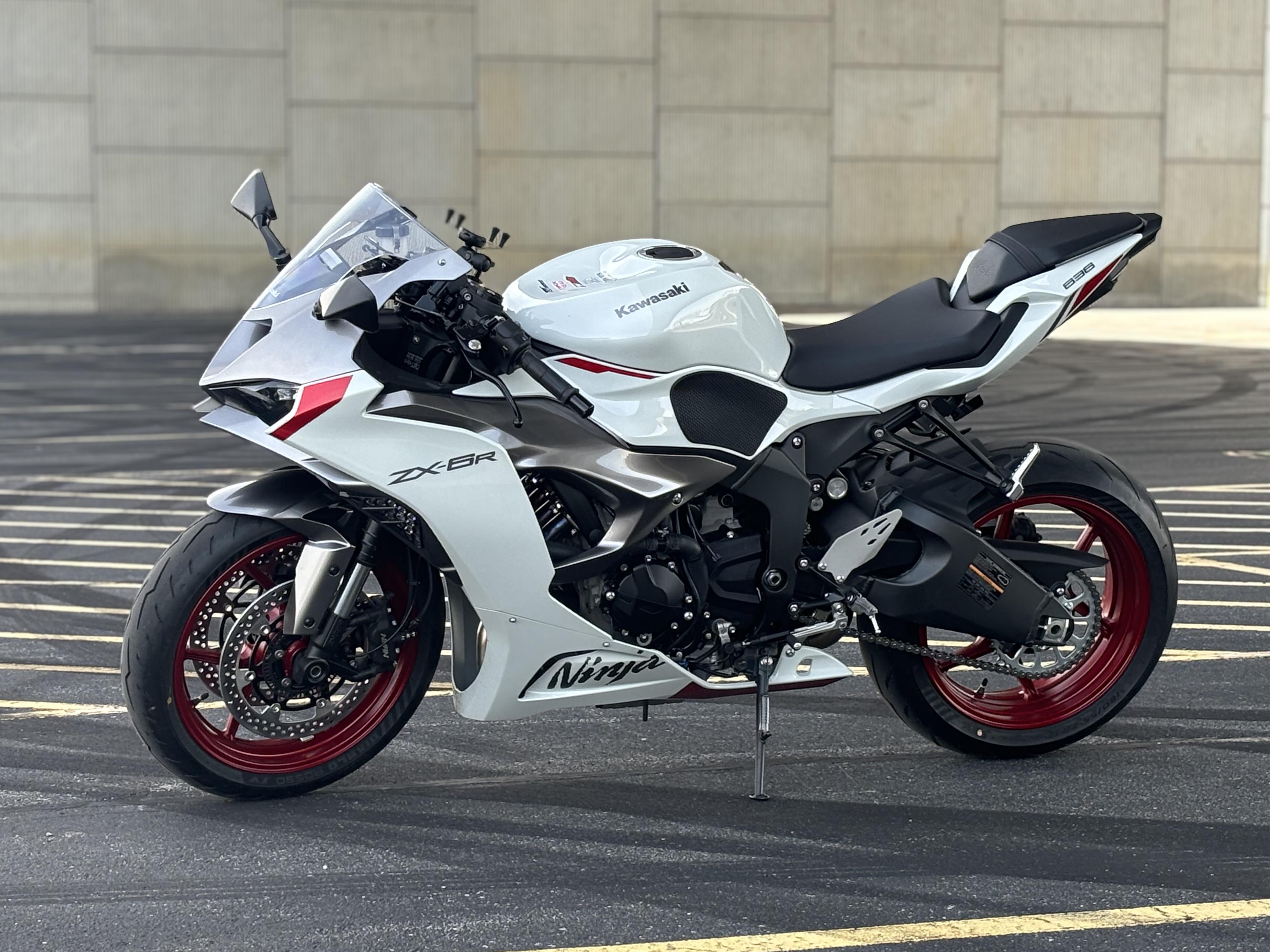 Anyone get their 24 ZX6R tuned yet? Just want to know what my