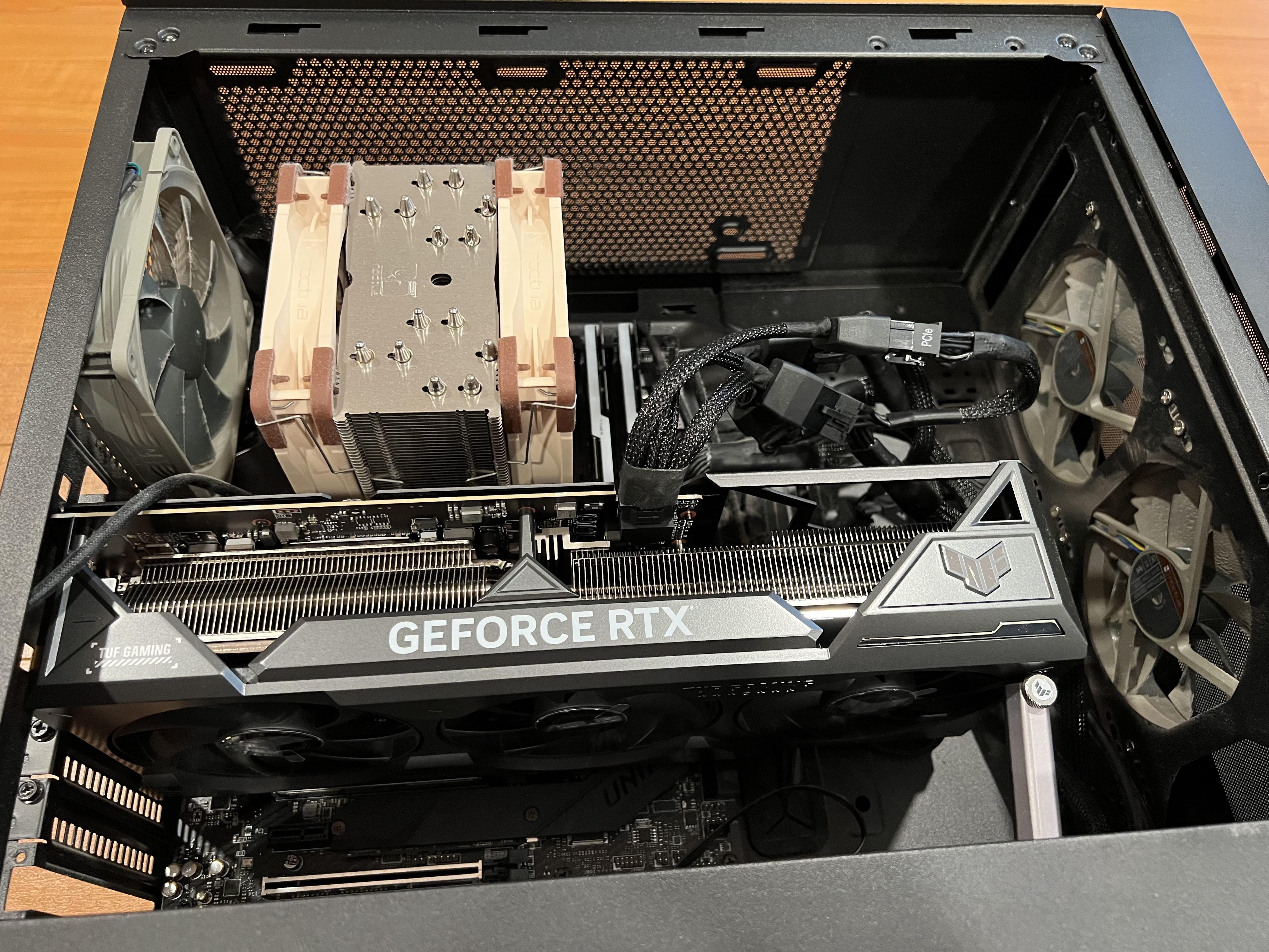 Asus TUF 4090 size comparison to EVGA 3080 and fit in a Cooler